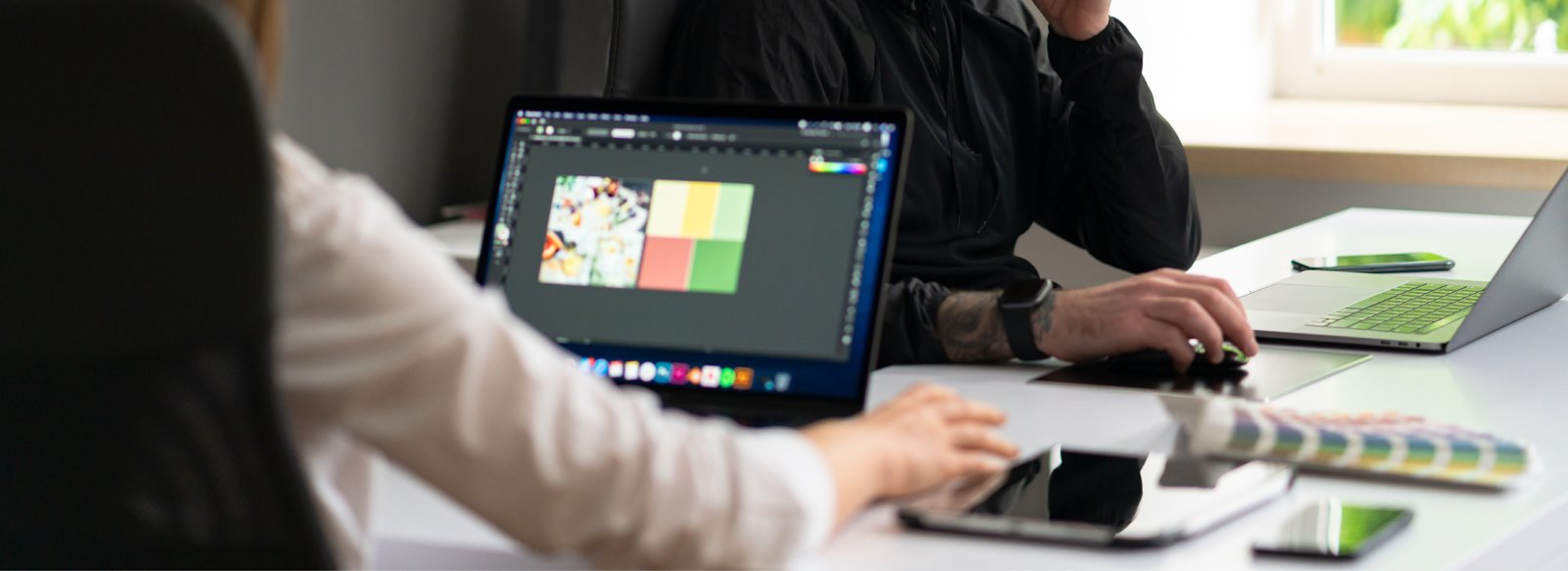 How Professional Graphic Design Builds Brand Visibility and Trust